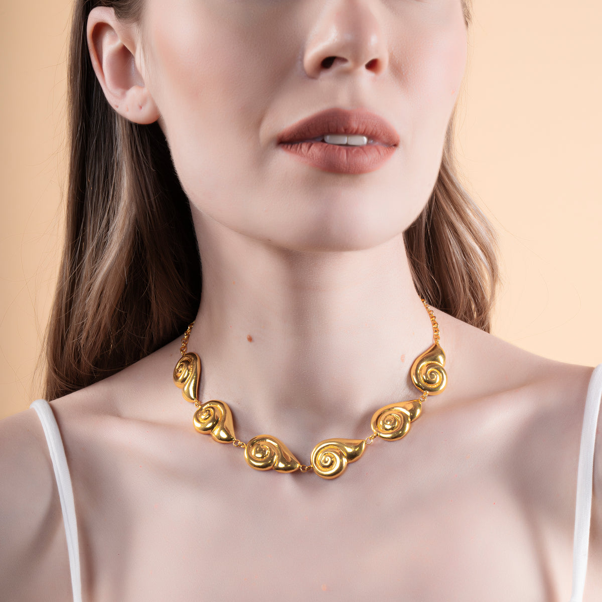 Snail Shell Necklace Fashion Jewelry Gold Plated Equiivalence