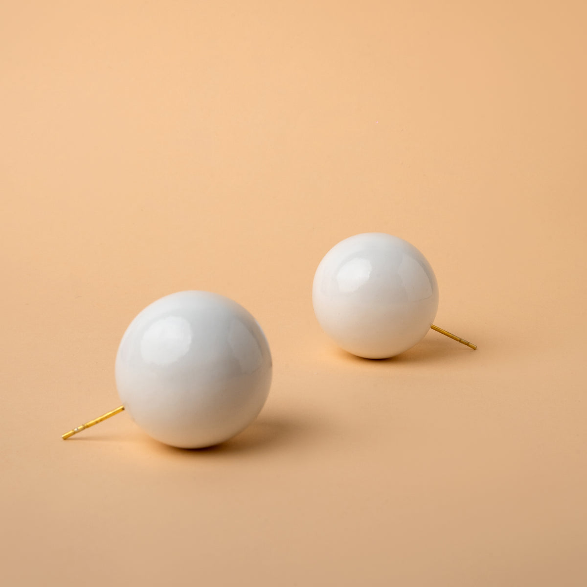 Bubble Studs - White