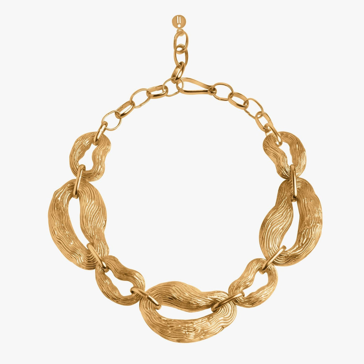 Neeti Mohan in Knotty Link Necklace