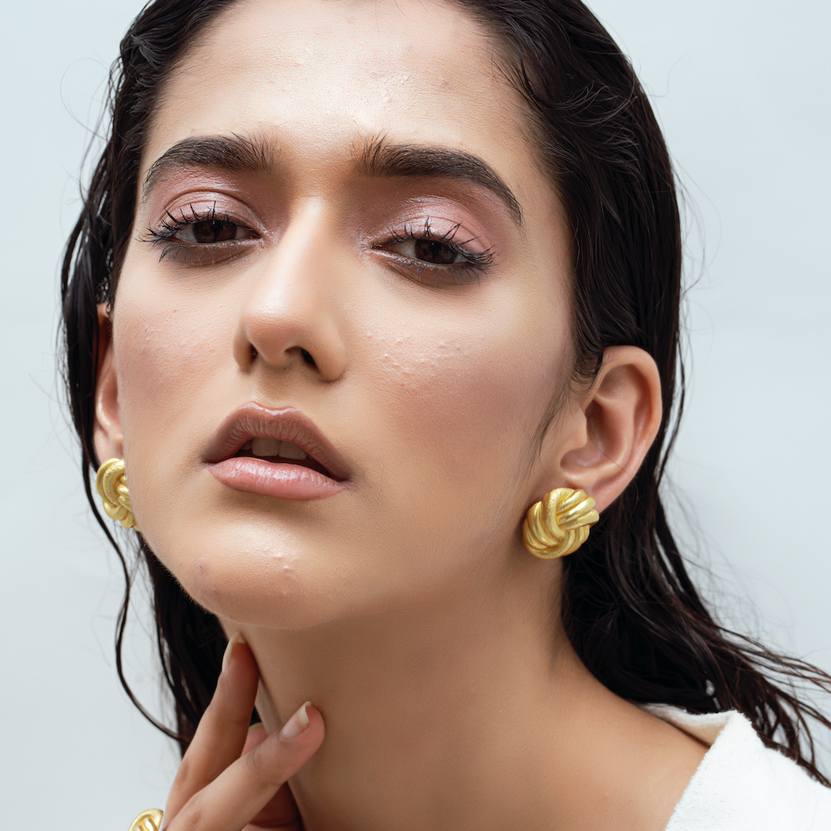 Karishma Tanna in Classic Knot Studs